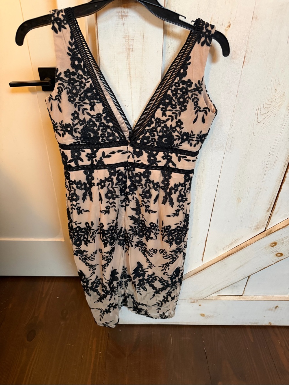 Bardot Black and Nude dress - Picture 6 of 12